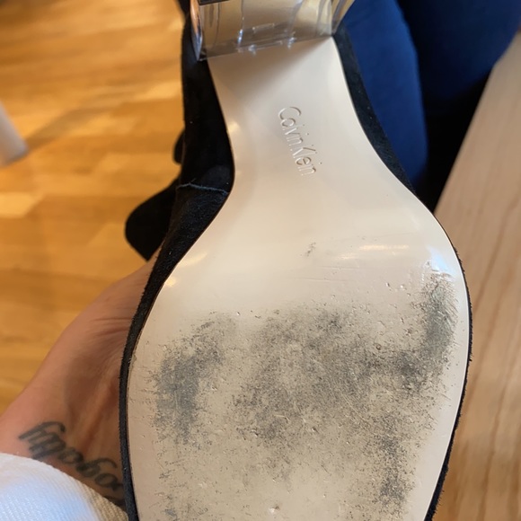 Designer booties - Picture 3 of 3